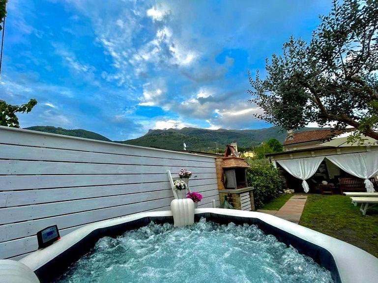 Villa Casa Vittoria à Camaiore Extérieur photo