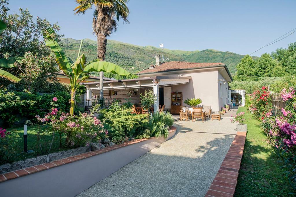 Villa Casa Vittoria à Camaiore Extérieur photo